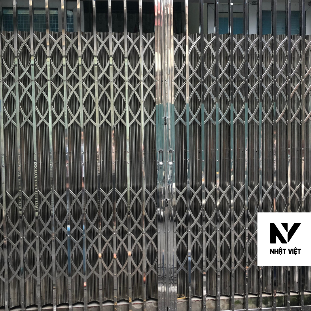 Cửa xếp inox 304 có lá gió